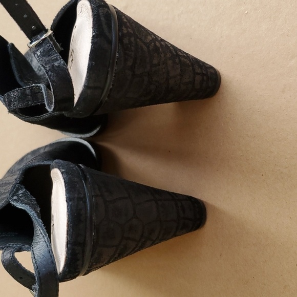 42 Gold NWOT black suede crocodile sling back heeled mule size 8 - Picture 9 of 9